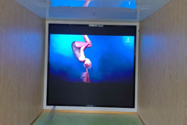 LED顯示屏模組和箱體的優(yōu)缺點(diǎn)有哪些，該怎么選擇？