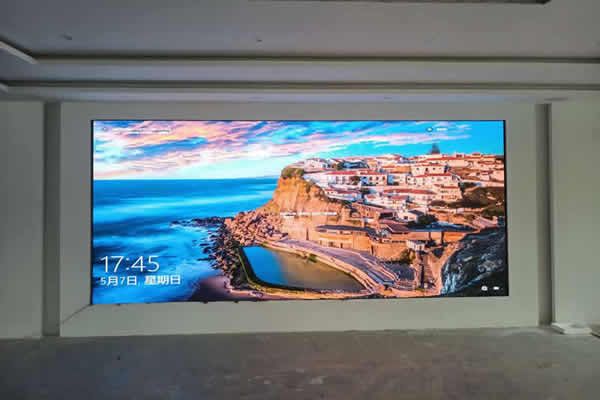 LED顯示屏好，還是無縫拼接屏好？