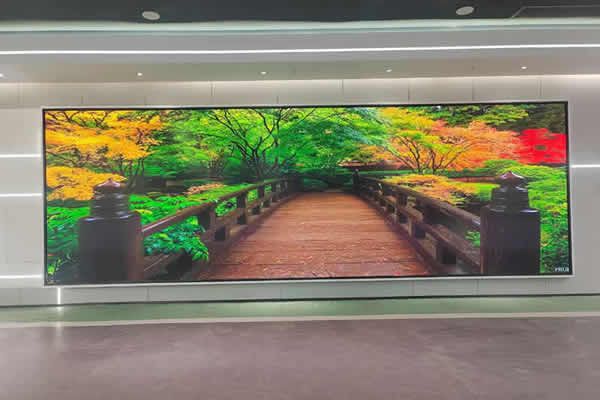 音樂廳led屏幕一般多少寸合適，用P幾的？