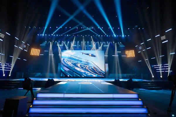 大型舞臺 LED 顯示屏幕解決方案設計